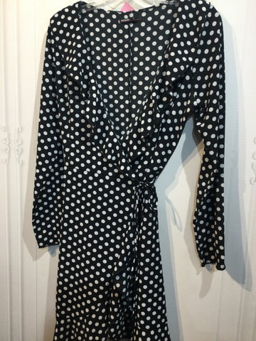 Love Culture Size Large Black DRESS/1 PIECE