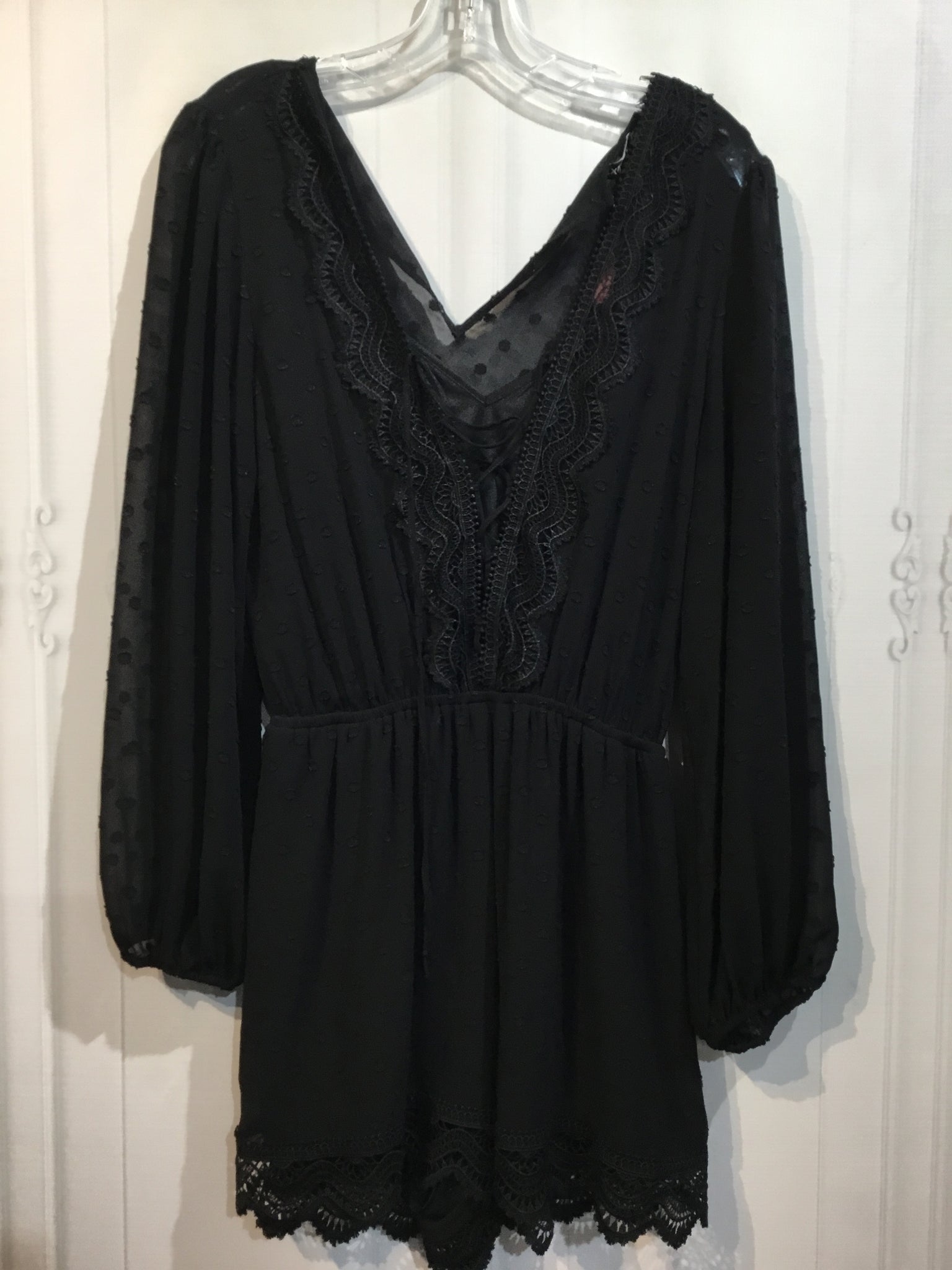 Express Size Medium Black DRESS/1 PIECE