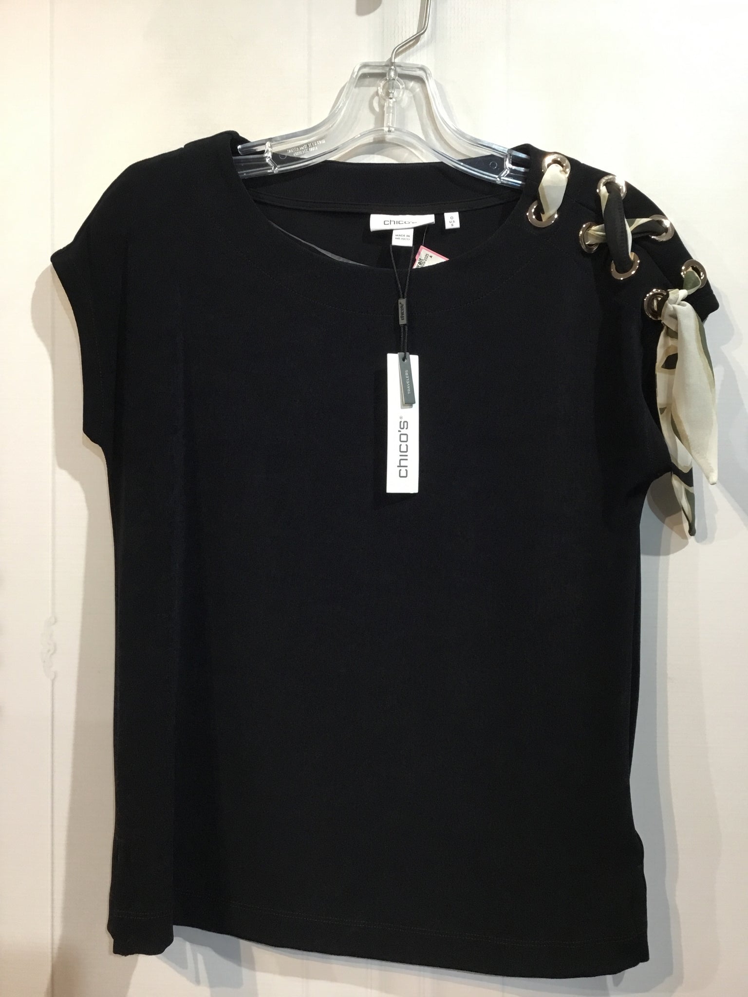 CHICO'S Size S/4 Black Tops
