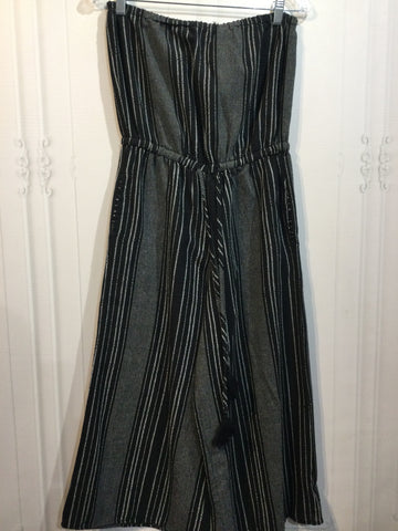 Elana Size Medium Black DRESS/1 PIECE