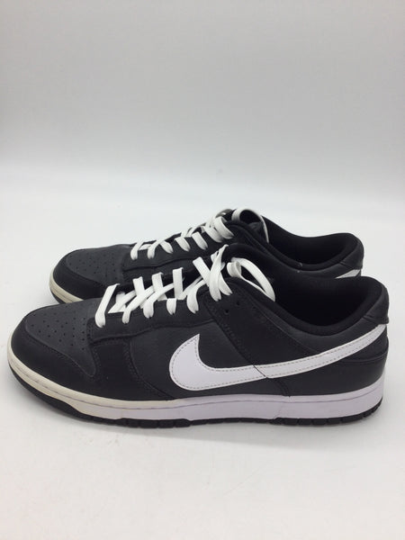 NIKE Size 11 Black Men's