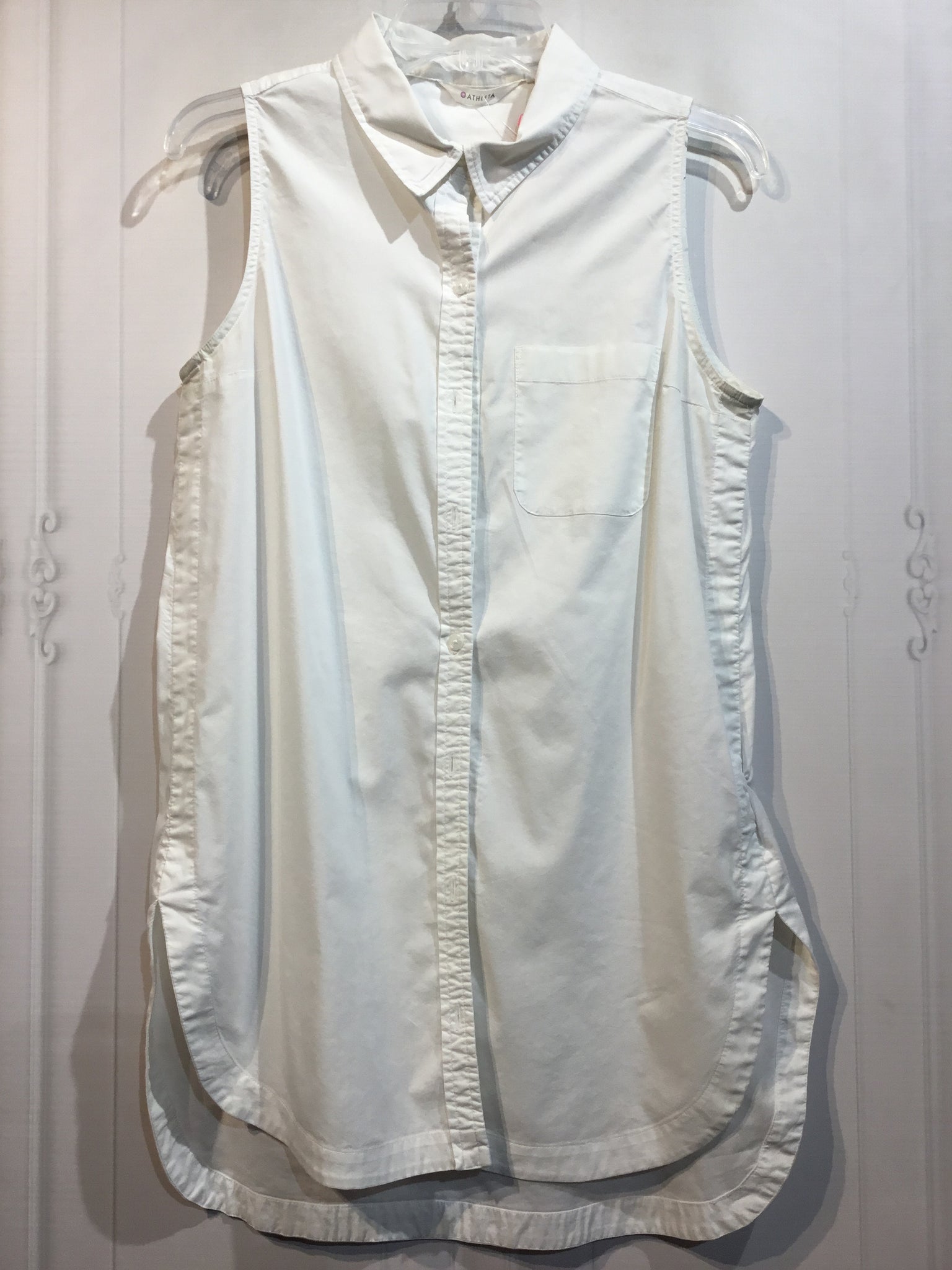 LUXURY - Athleta Size L White Tops