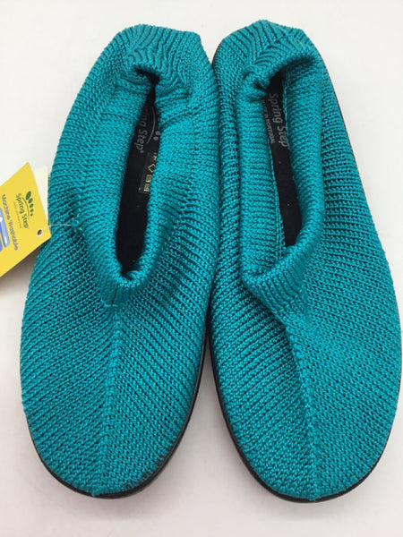 NWT Spring Step Size 6.5 Blue Shoes
