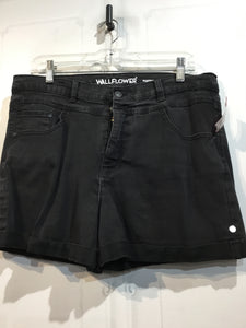 WallFlower Size XL Black Bottoms