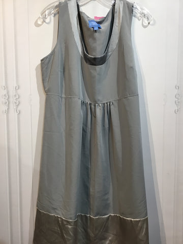 SimplyVera VERA WANG Size XL/16 Grey DRESS/1 PIECE
