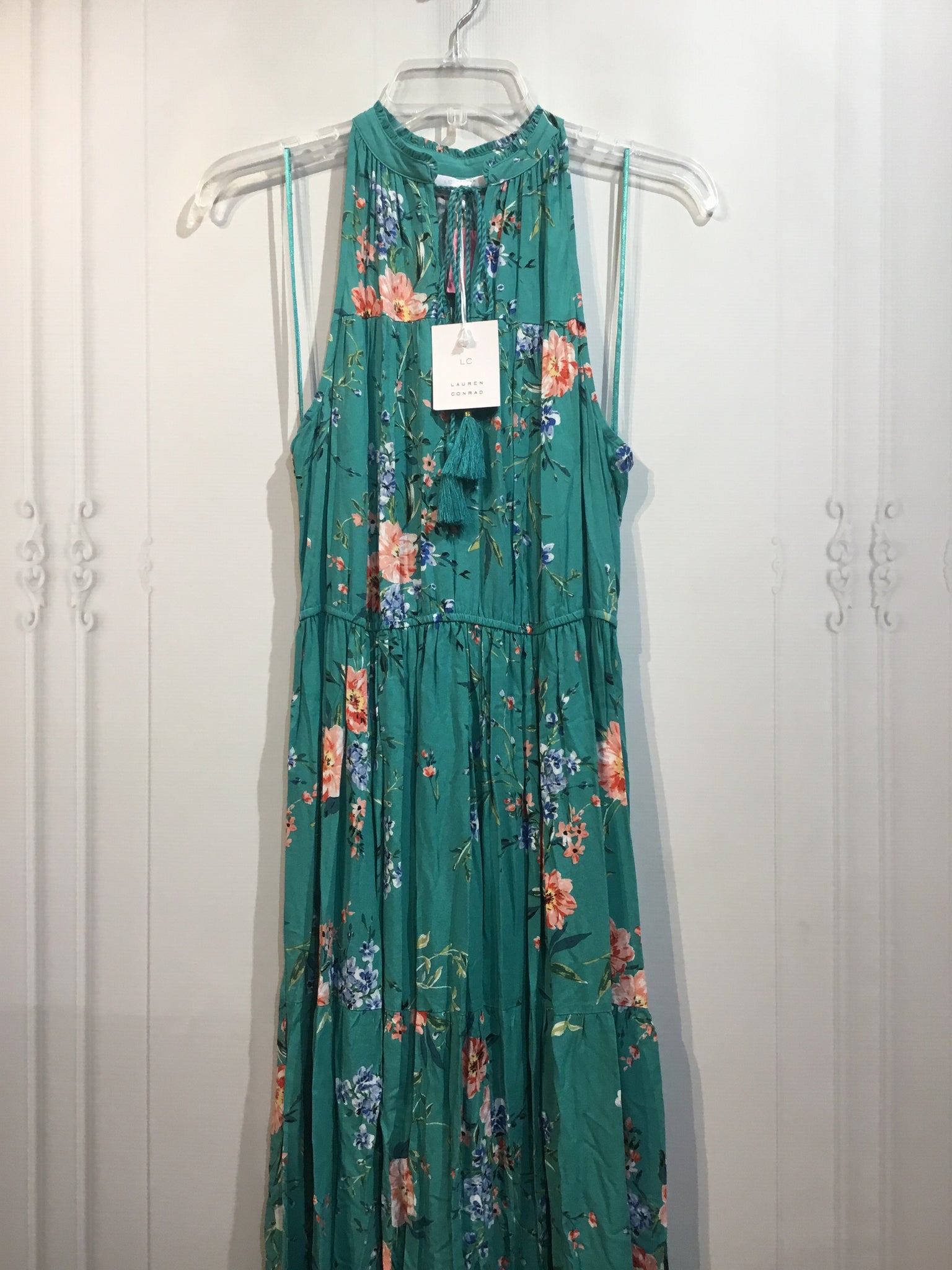 NWT - LC Lauren Conrad Size M Green DRESS/1 PIECE