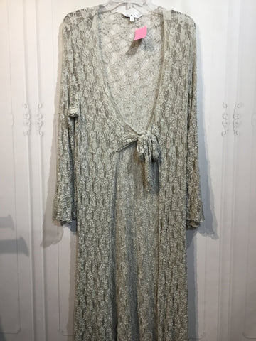 CABI Size Large Grey Tops