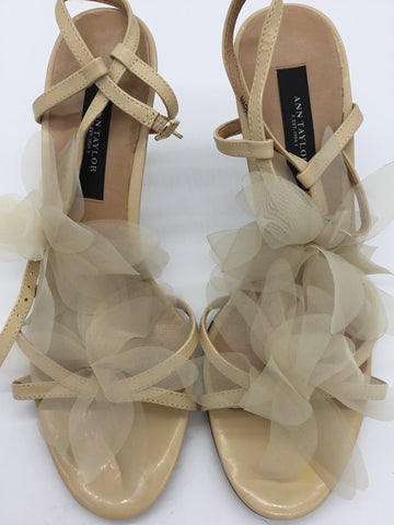 Ann Taylor Size 6.5 Nude Sandals