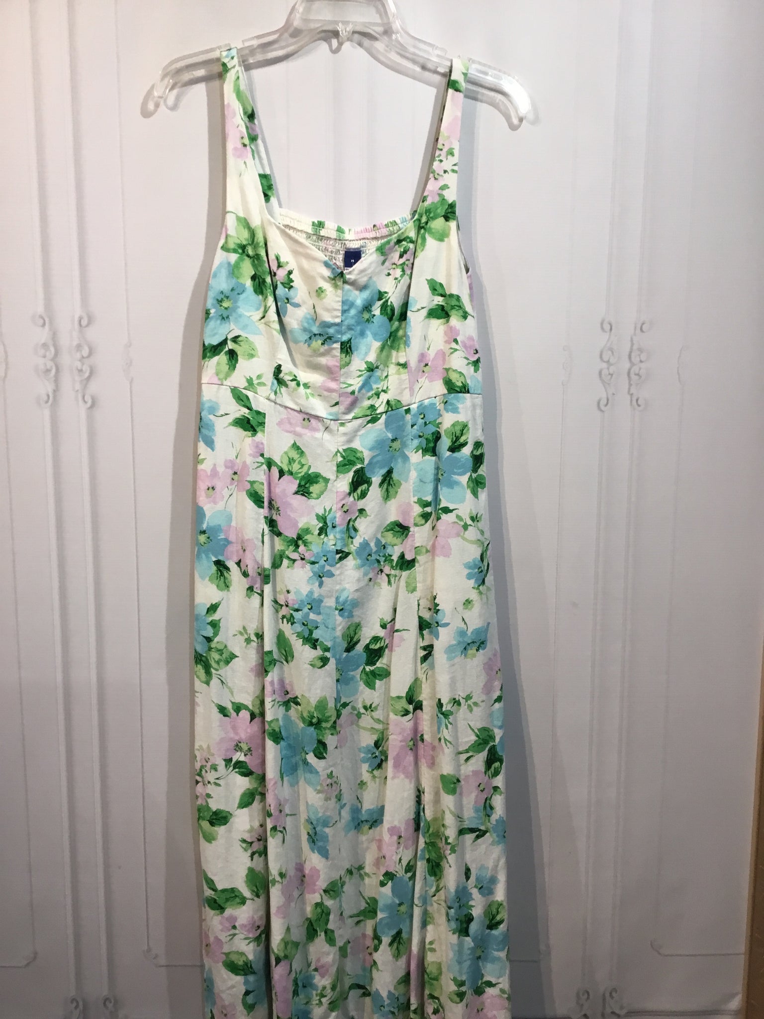 Old Navy Size Medium White DRESS/1 PIECE