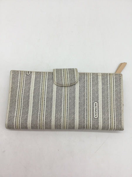 Coach White Purses/Wallets