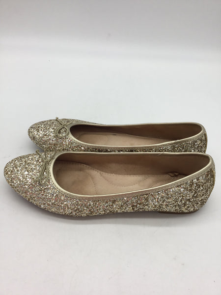 Old Navy Size 10 Gold Shoes
