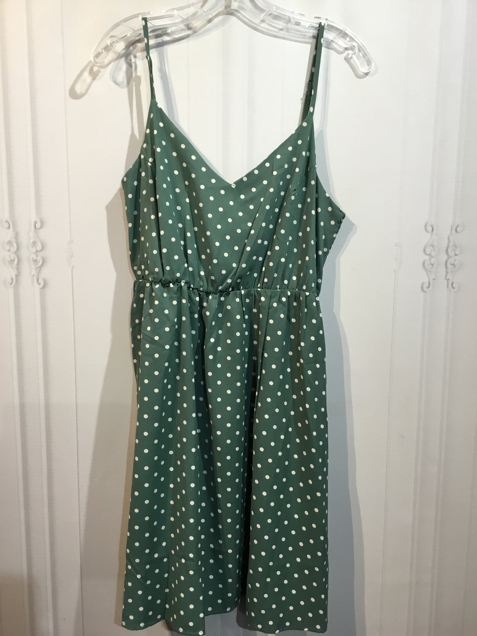 NWT Cozy Co. Size Large Green DRESS/1 PIECE