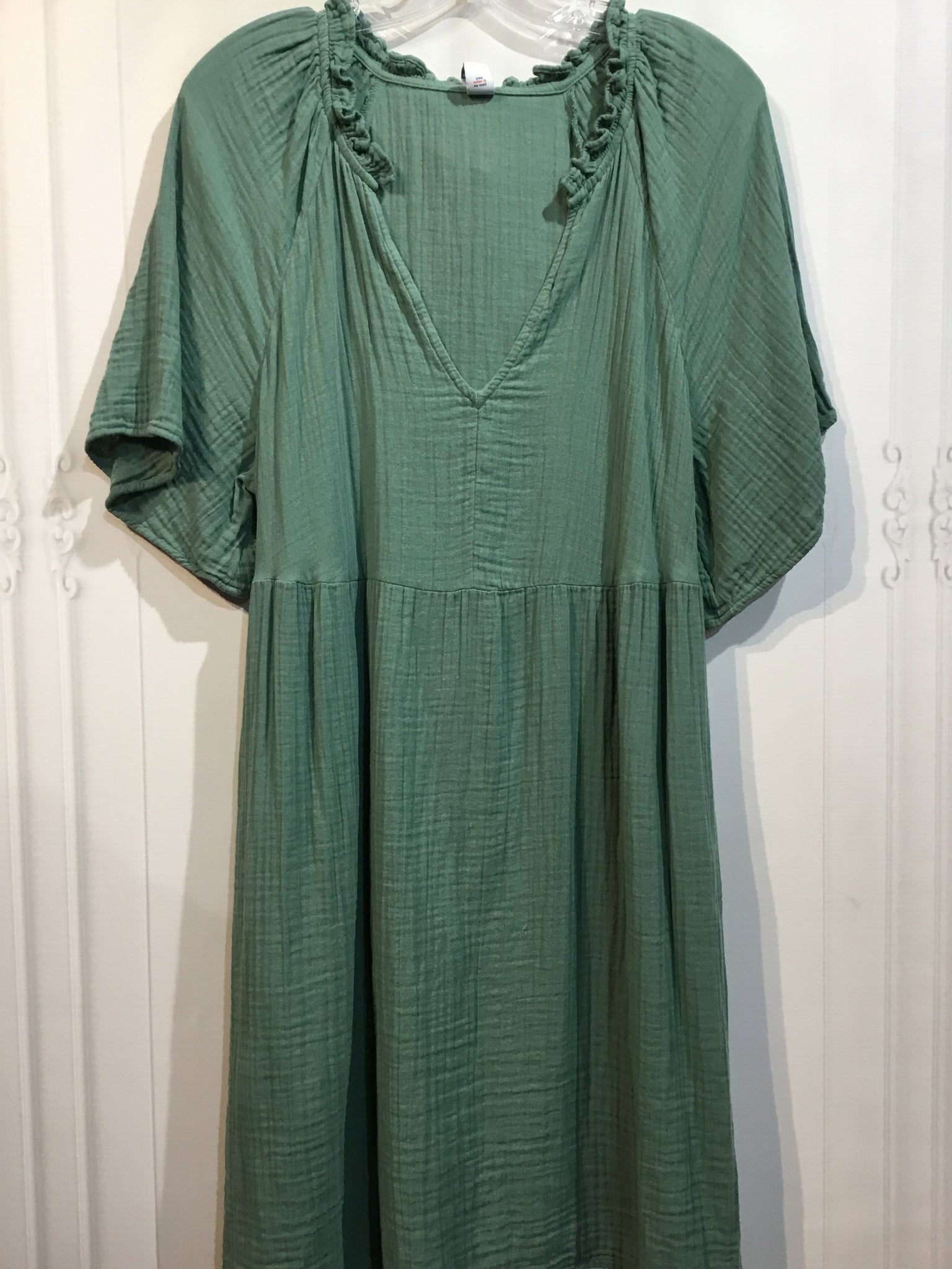 Old Navy Size Medium Green DRESS/1 PIECE