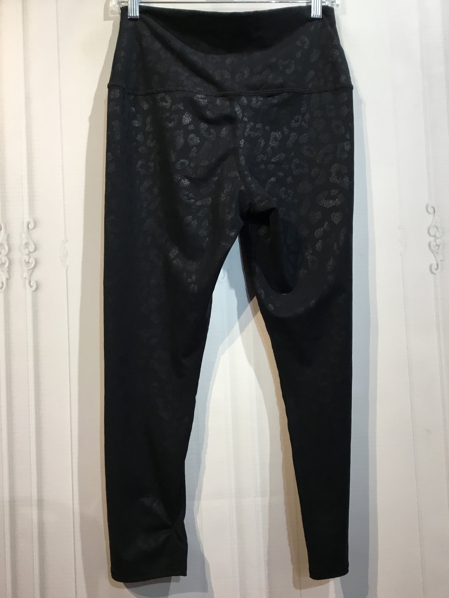 Evolution & Creation Size Large Black Athletic Wear