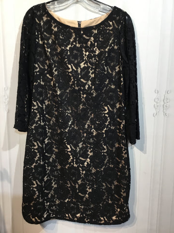 VINCE CAMUTO Size M/8 Black DRESS/1 PIECE