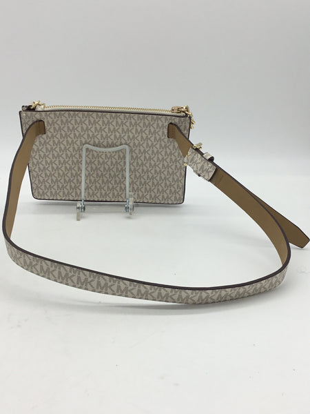 MICHAEL Michael Kors Size Small White Purses/Wallets