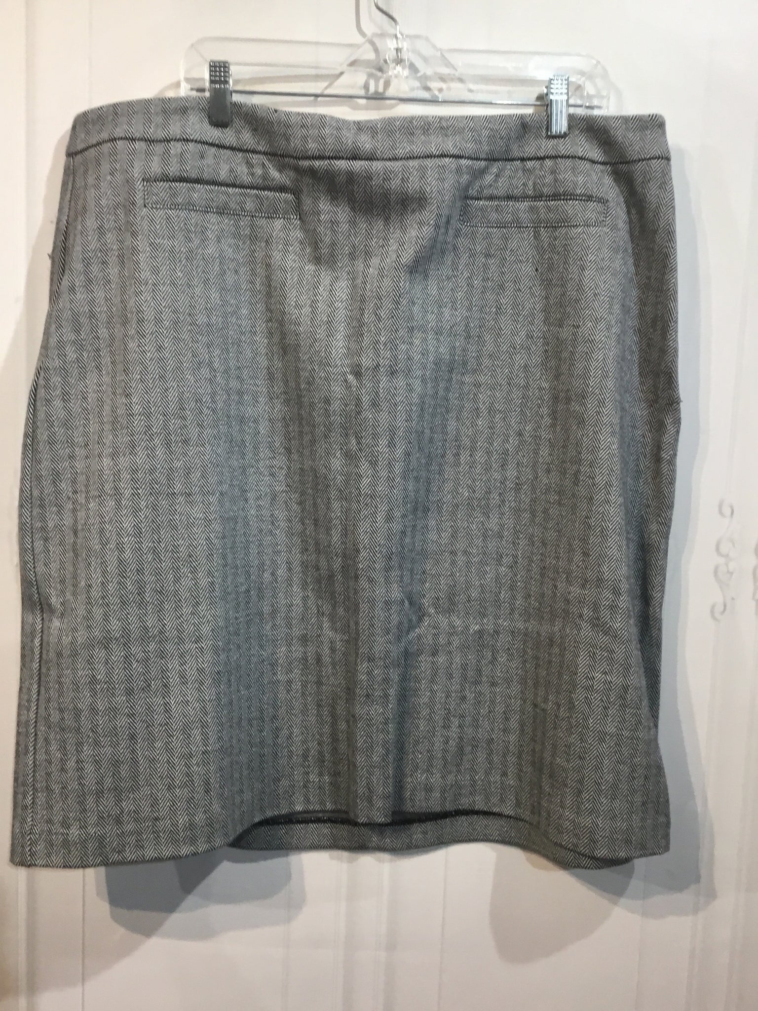Talbots Size XL/18 Black Bottoms