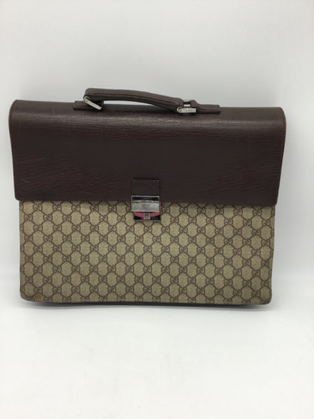 LUXURY GUCCI Size Large Brown Purses/Wallets