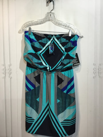 NWT Express Size Medium Black DRESS/1 PIECE