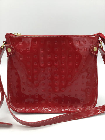 Arcadia Size Medium Red Purses/Wallets