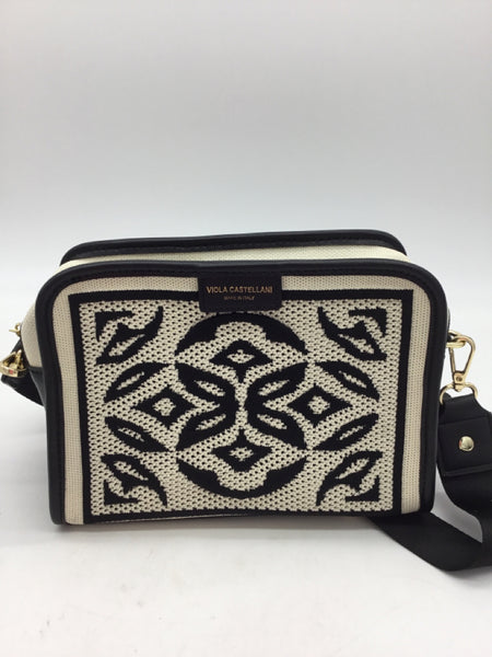 Viola Castellani Size Small White Purses/Wallets
