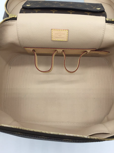 Louis Vuitton Size GM Brown Louis Vuitton Nice Vanity