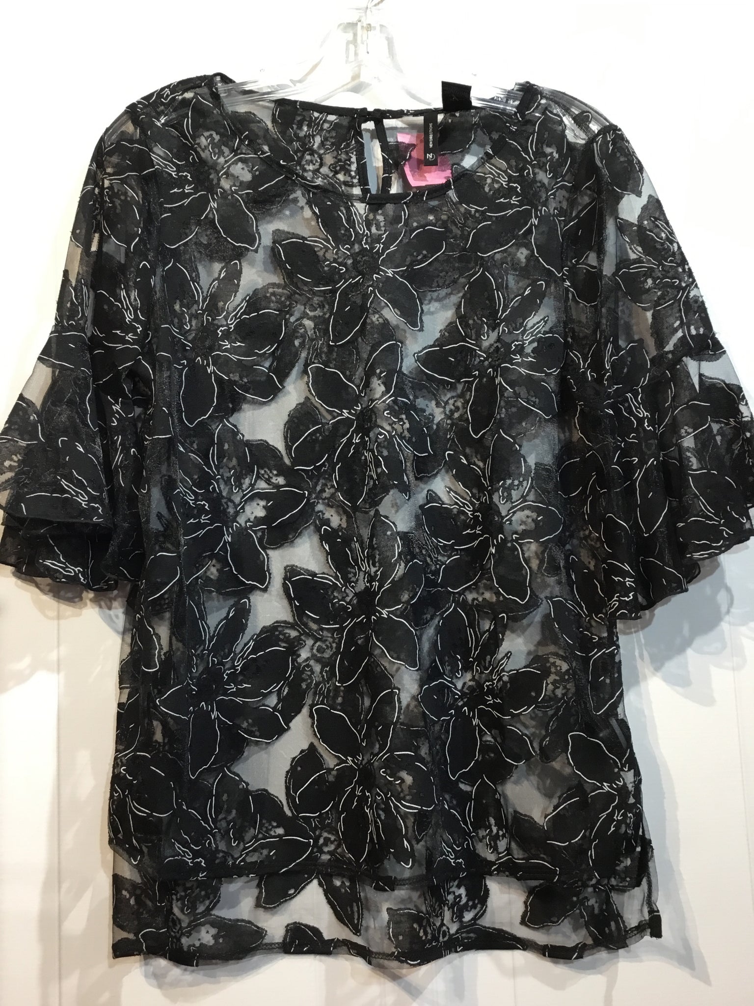 New Directions Size Medium Black Tops