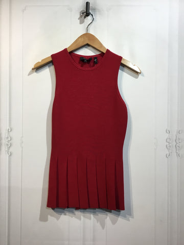 LUXURY Theory Size SP Red Tops