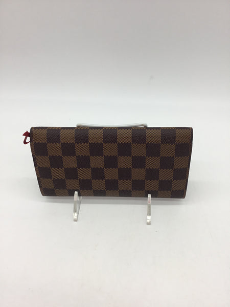 LUXURY Louis Vuitton Size Small Brown Louis Vuitton Wallet