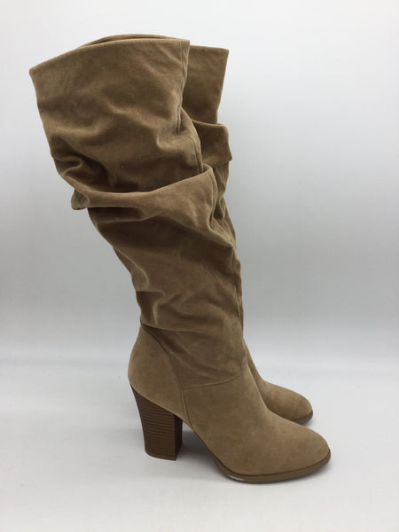 A New Day Size 9.5 Beige Shoes
