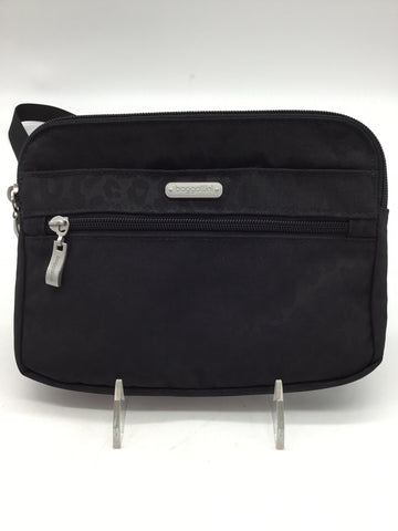 Baggallini Size Small Black Purses/Wallets