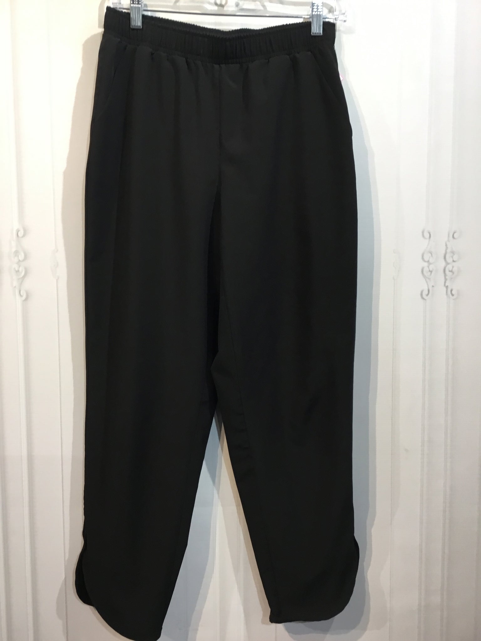 Size Small Black Bottoms