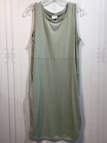 Columbia Size Medium Green DRESS/1 PIECE