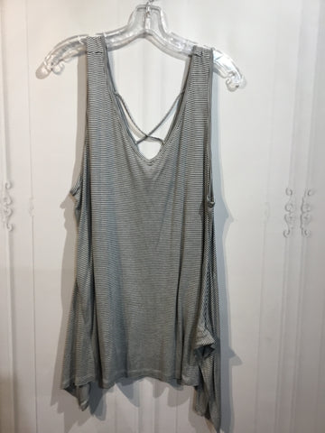C Size XL Grey Tops