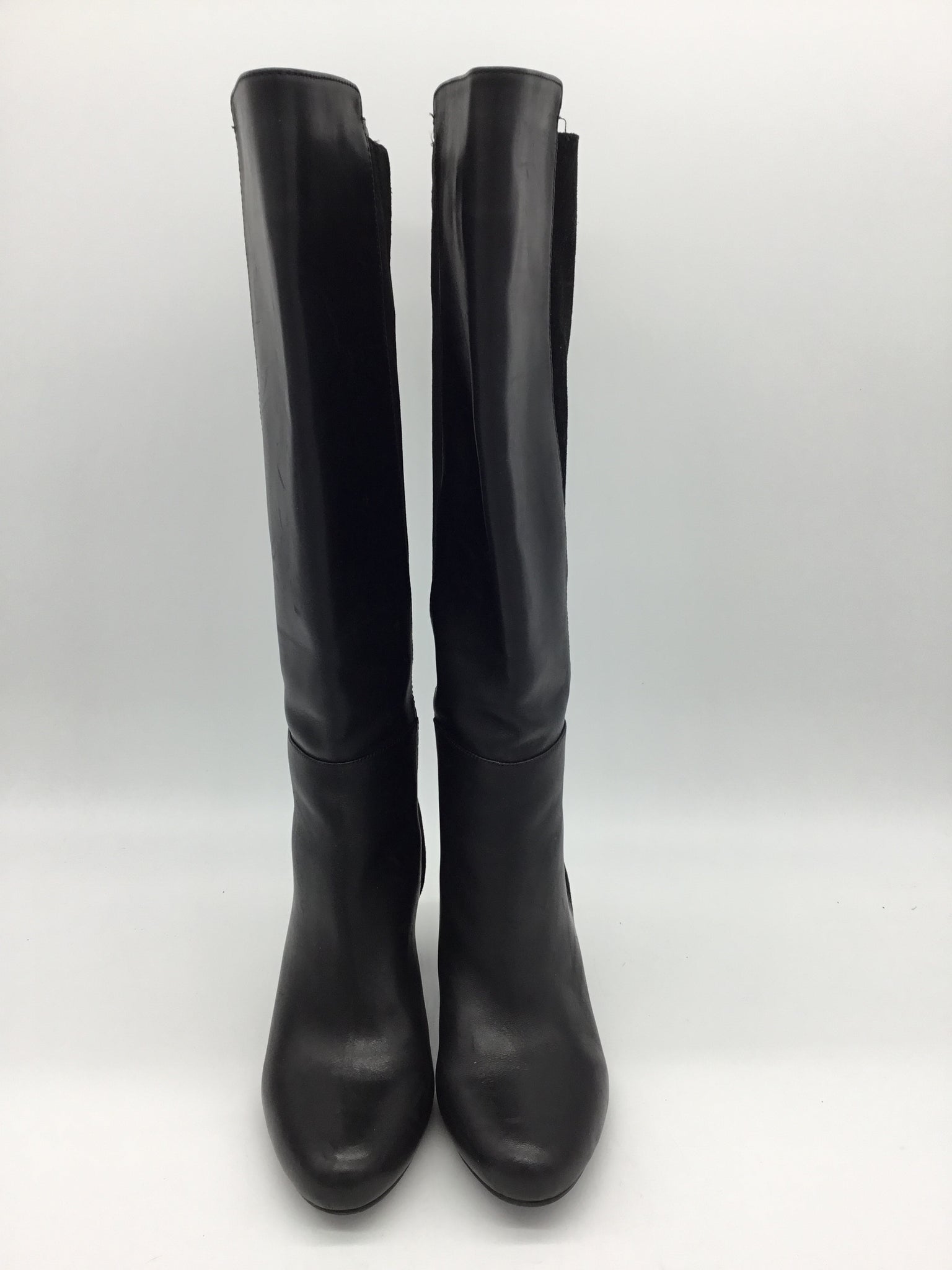 BCBG Size 7 Black Shoes