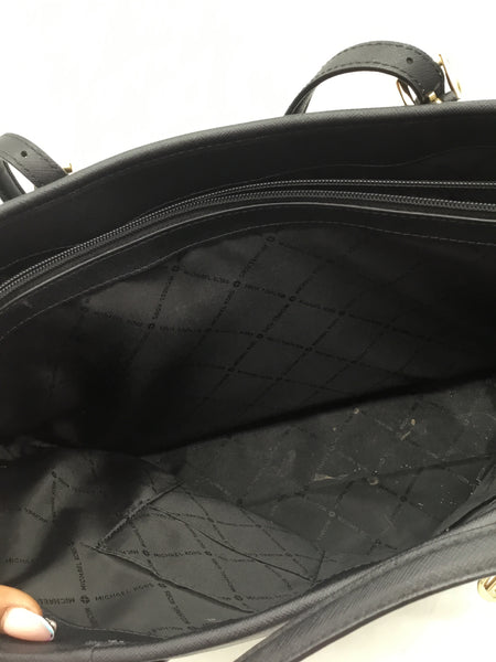 Michael Kors Size Large Black Purses/Wallets