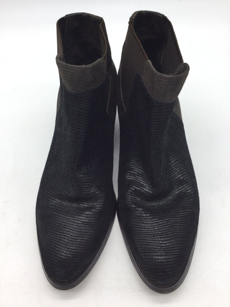 Vaneli Size 7 Black Shoes