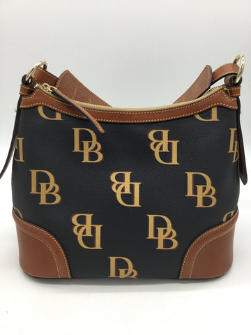 Dooney & Bourke Size Medium Black Purses/Wallets