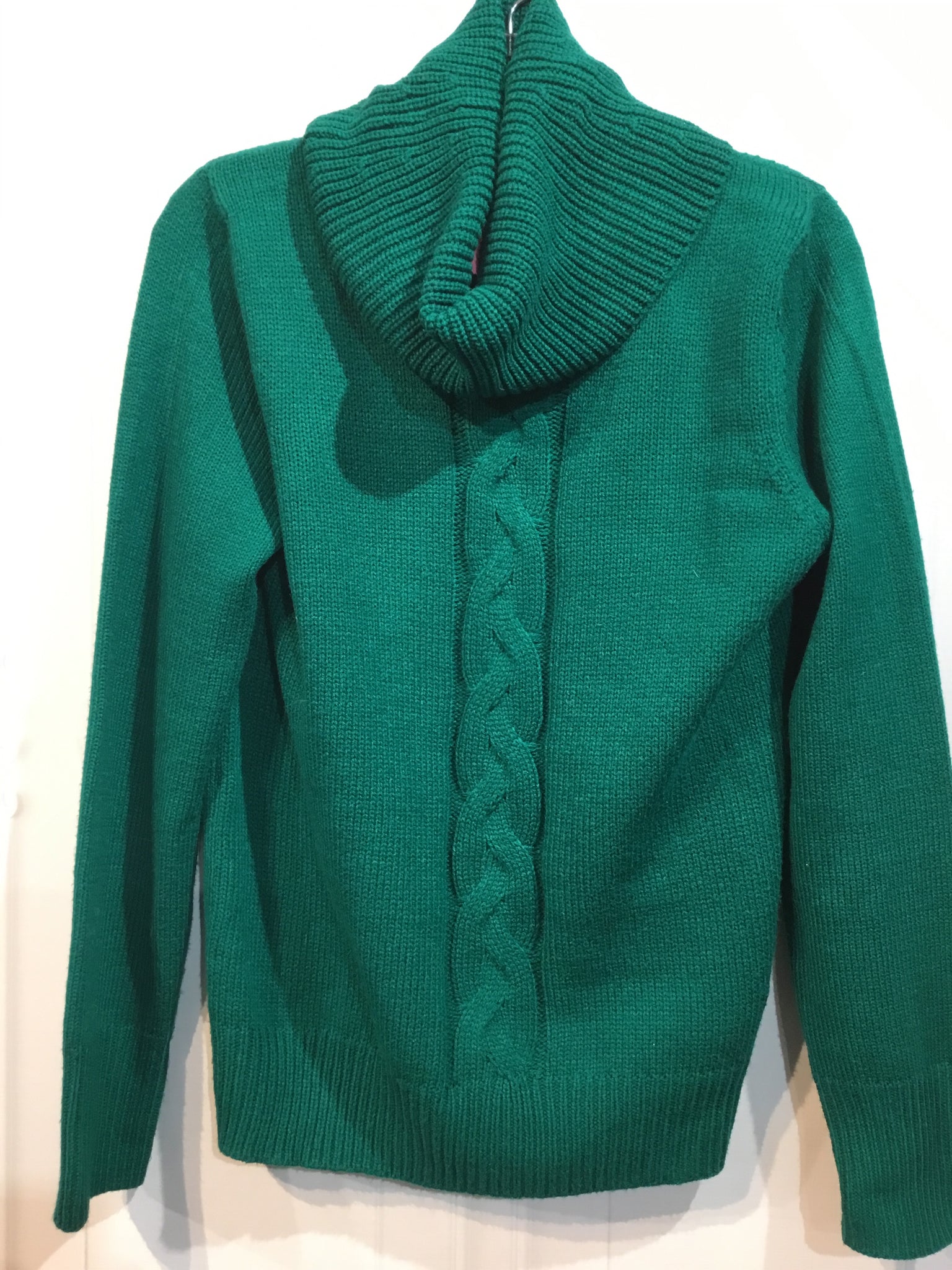 CB Size M Green Tops