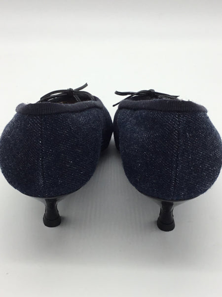 CHANEL Size 7 Blue Shoes