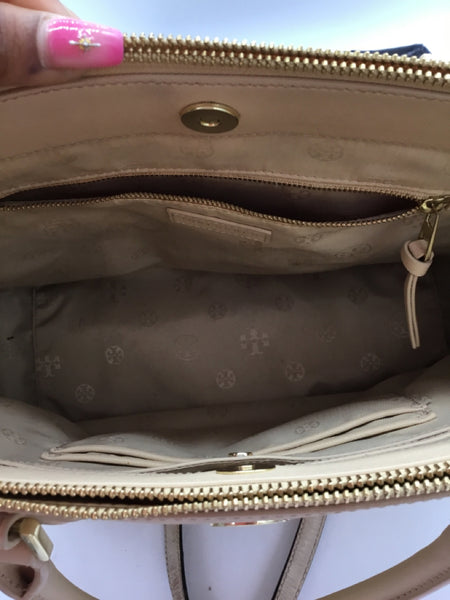 LUXURY Tory Burch Size Medium Beige Purses/Wallets