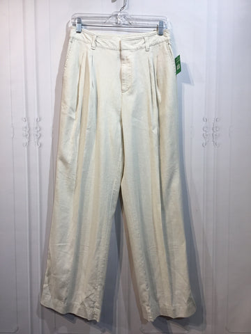 GAP Size S/4-6 Cream Pants