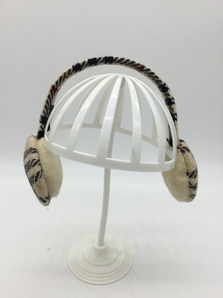 LUXURY Burberry Beige Winter Accessories