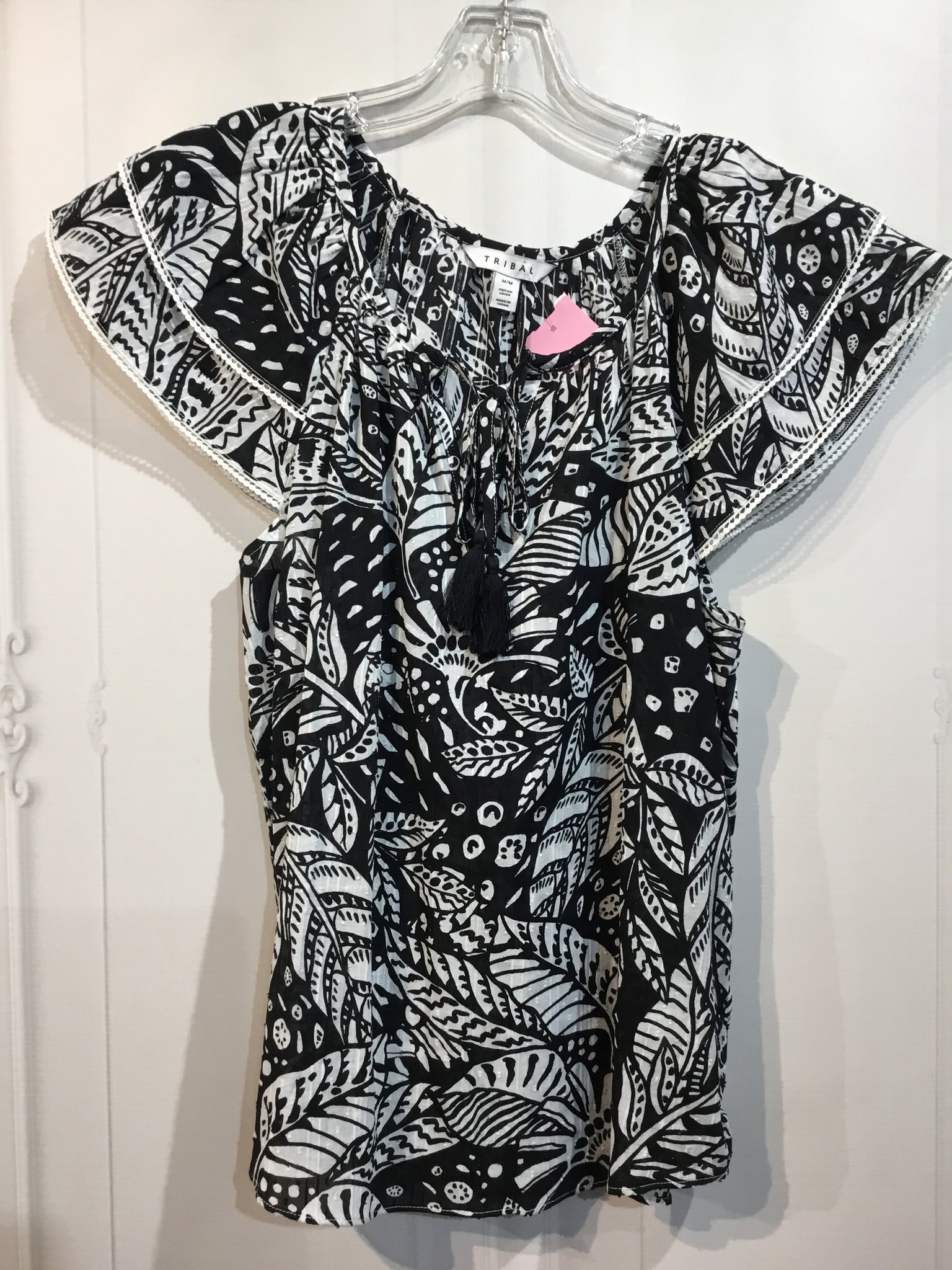TRIBAl Size Medium Black Tops