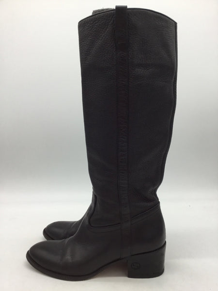 LUXURY GUCCI Size 7.5 Black Shoes