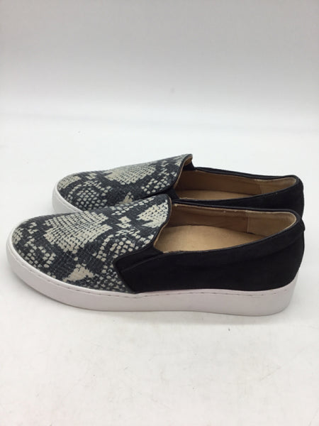 vionic Size 7 Black Shoes
