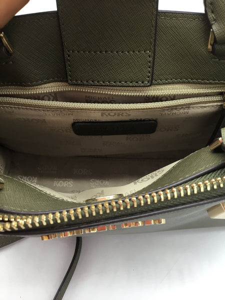 Michael Kors Size Medium Green Purses/Wallets