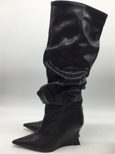 Steve Madden Size 8.5 Black Shoes