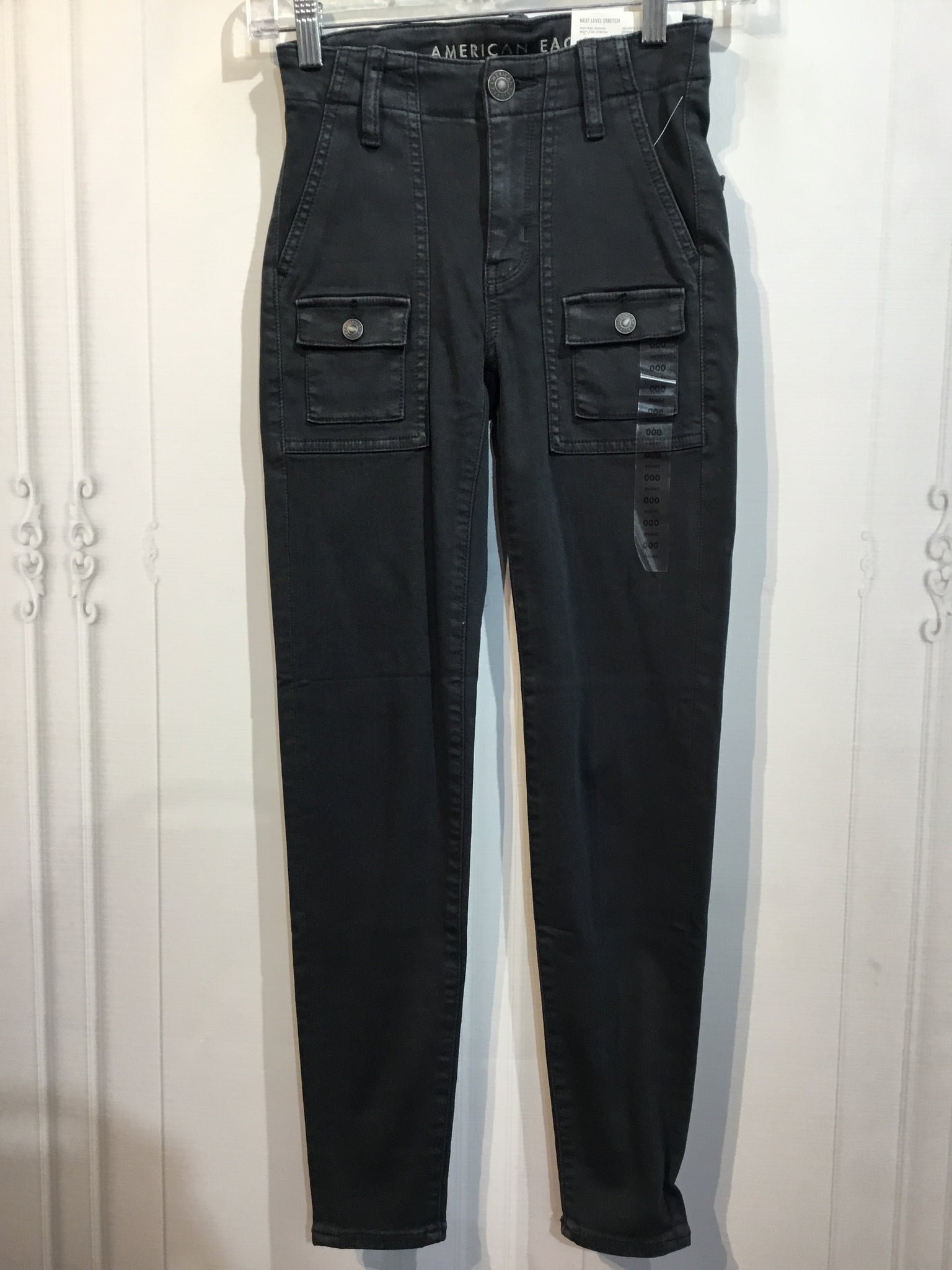 NWT - American Eagle Size XS/000 Black Bottoms