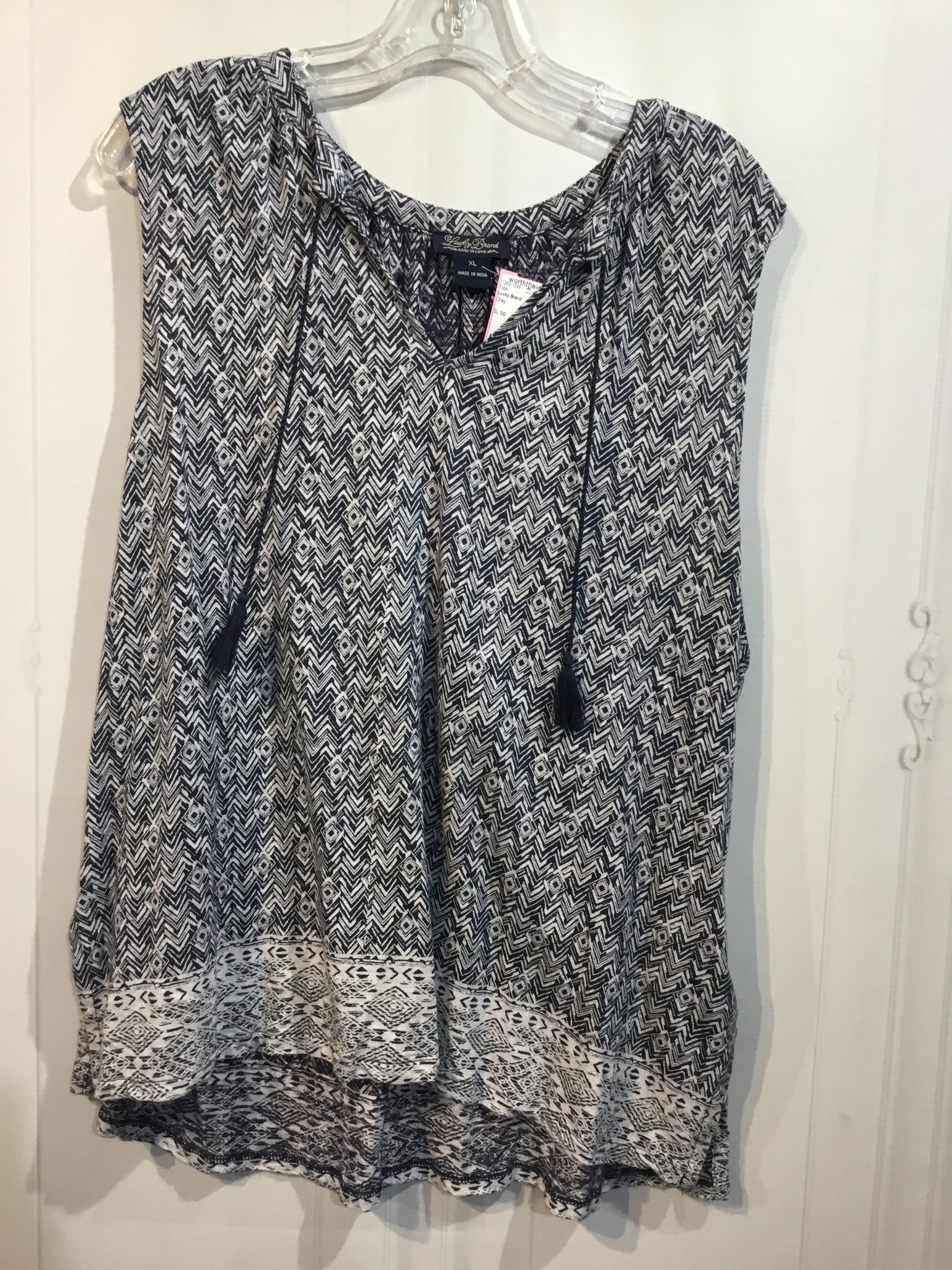 Lucky Brand Size Extra Large Grey Tops